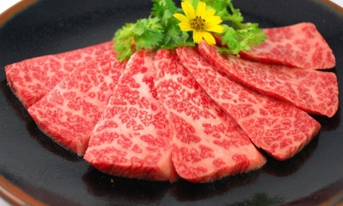 Có nên bỏ tiền ăn thịt bò Kobe?