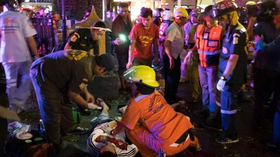 Hiện trường vụ nổ bom rung chuyển thủ đô Thái Lan