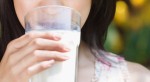 Uống 3 ly sữa mỗi ngày có thể khiến phụ nữ chết sớm