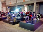 nhan-duoc-giai-thuong-nay-yamaha-r1-2015-khien-hang-loat-superbike-phat-them
