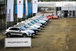 Tay lái Việt lần đầu được trải nghiệm 22 mẫu xe đình đám của Porsche