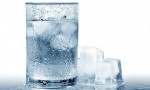 Nước đá lạnh: Dù sạch cũng tiềm ẩn nguy hại khôn lường