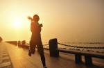Tập thể dục buổi sáng hay buổi tối tốt hơn cho sức khỏe?