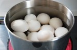 5 sai lầm phổ biến khi luộc trứng nhiều người mắc phải