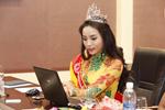 Hoa hậu Nguyễn Cao Kỳ Duyên bị cộng đồng mạng chê tơi tả, trưởng ban tổ chức nói gì?
