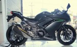 Kawasaki Ninja 300 ABS đời 2016 về Việt Nam giá hấp dẫn