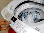 Máy giặt quá nhiều xà phòng, quần áo có sạch hơn?