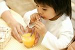 Nước trái cây chứa hàm lượng đường vượt Coca-Cola, gây nguy hiểm cho trẻ