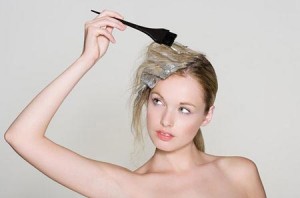 Nhuộm tóc có làm gia tăng nguy cơ ung thư?