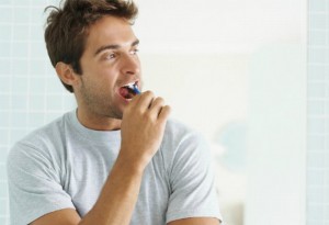 Tác hại của việc không đánh răng trước khi ngủ