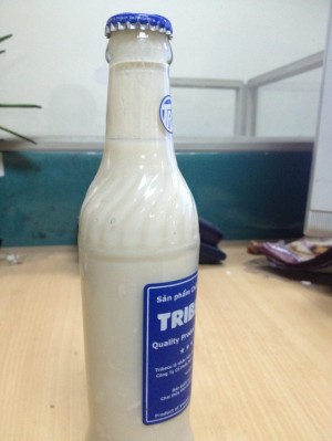 Đường dây nóng của Tribeco 'lặng thinh' khi người tiêu dùng tố sữa đậu nành 'hỏng'