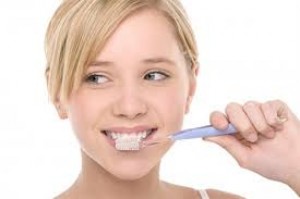 Những bệnh nguy hiểm nảy sinh từ việc lười đánh răng
