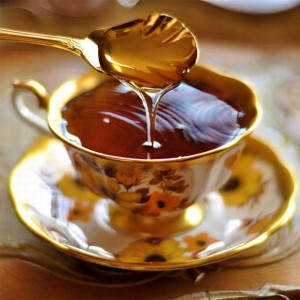 Mỗi sáng, hãy uống mật ong để thanh lọc dạ dày