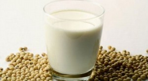 Sử dụng các sản phẩm sữa đậu nành có nguy cơ gây ung thư vú