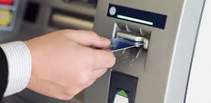 Hạn mức rút tiền ATM không thấp hơn 5 triệu đồng/giao dịch nội mạng