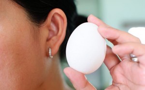 Cách kiểm tra trứng ung đơn giản mà chính xác nhất
