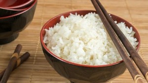 Cách nấu cơm để loại bỏ 85% asen trong gạo