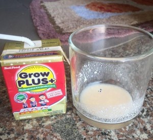 Sữa Grow plus+ của Nutifood bị tố ‘biến chất’ dễ khiến trẻ nhỏ tiêu chảy
