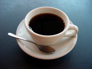 Những sai lầm khi uống cà phê có thể gây điếc