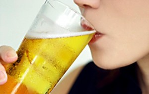 Uống bia theo cách này còn giết hại cơ thể nhanh hơn cả ung thư