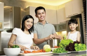 Vì sao nấu ăn giúp gia đình đoàn kết hơn?