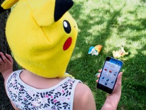 Chuyên gia cảnh báo trò chơi Pokemon Go có hại sức khỏe