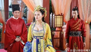 'Bao Thanh Thiên' gây tranh cãi vì để công chúa mặc hở hang