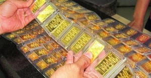 Giá vàng SJC đắt hơn vàng thế giới 300 nghìn đồng/lượng