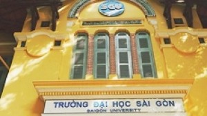 'ĐH Sài Gòn phải cấp lại bằng nhầm giới tính cho sinh viên'