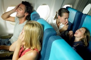 Phụ huynh rối bời vì khu vực 'không trẻ em' trên máy bay