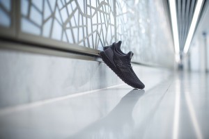 Adidas chính thức bán giày in bằng công nghệ 3D