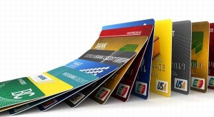 Cảnh báo sử dụng thẻ tín dụng để thực hiện giao dịch khống