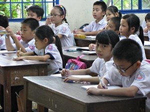 Học phí trường công Hà Nội lên tới 5.3 triệu: Phân biệt xã hội ngay trong trường học?