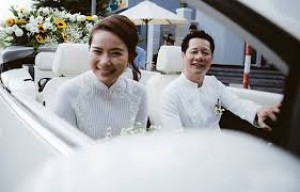 Những sao Việt yêu và cưới đại gia lớn tuổi