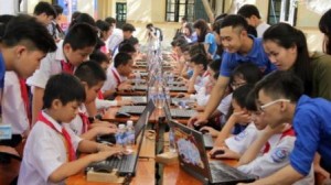 GS. Văn Như Cương: Đừng để trẻ ngày đi học chính, tối đi học thêm, đêm thi online nữa!