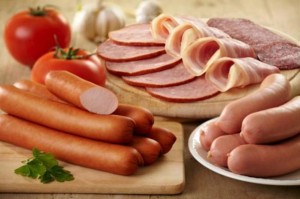 Thịt chế biến có hại cho người bệnh suyễn