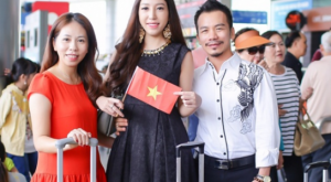 Người đẹp Ngọc Trân bị mất 3.000 USD tại cuộc thi sắc đẹp ở Trung Quốc