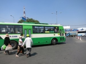 TP.HCM mở thêm 2 tuyến xe buýt vào ga Sài Gòn, phục vụ khách về quê ăn tết