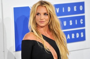 Phim tiểu sử Britney Spears bị chỉ trích là nhẫn tâm