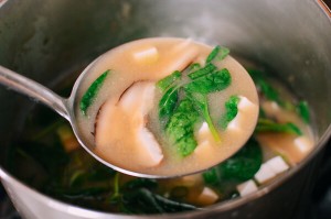 Muốn nấu súp Miso ngon như nhà hàng Nhật, bạn hãy tham khảo ngay bài viết này