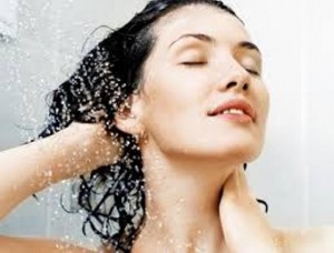 Những lợi ích của việc tắm tối mà bạn chưa biết