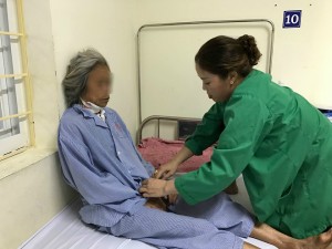 Vụ thảm sát ở Bắc Ninh: Mẹ già run rẩy tiết lộ NGUYÊN NHÂN con trai truy sát cả nhà rồi tự tử