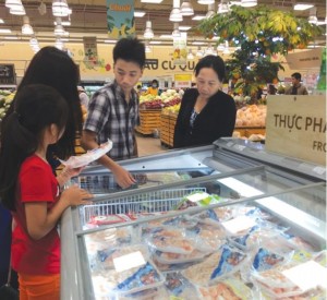 Thực phẩm chế biến ngoại ồ ạt vào Việt Nam, doanh nghiệp Việt đang nhường miếng bánh ngon