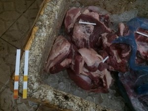 Hà Tĩnh: Phát hiện thịt lợn ướp hàn the để tẩy mùi ôi thiu bán công khai