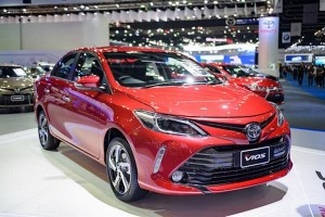 Giá thực tế Toyota Vios tại các đại lý tháng 9/2017 bao nhiêu?