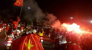 Toàn cảnh cả nước cùng hò reo mừng tuyển U23 Việt Nam vào chung kết giải Châu Á