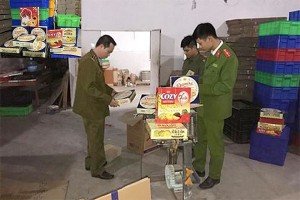 Phát hiện cơ sở sản xuất bánh kẹo nhái Danisa, Kinh đô
