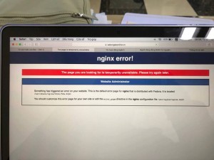 Dân công sở thất vọng khi các trang web bán vé trận Việt Nam - Philippines đều báo lỗi