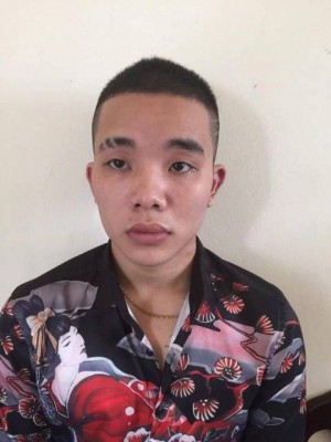 Hà Nội: Quản lý quán karaoke cướp điện thoại, hiếp dâm nhân viên 16 tuổi