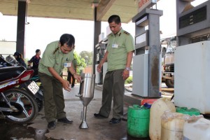 Gian lận chất lượng xăng dầu, một doanh nghiệp ở Đắk Lắk bị đình chỉ kinh doanh